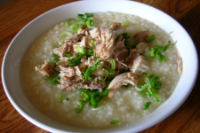 Cháo gà nguyên con 